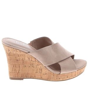 Charles by Charles David Wedge Sandals